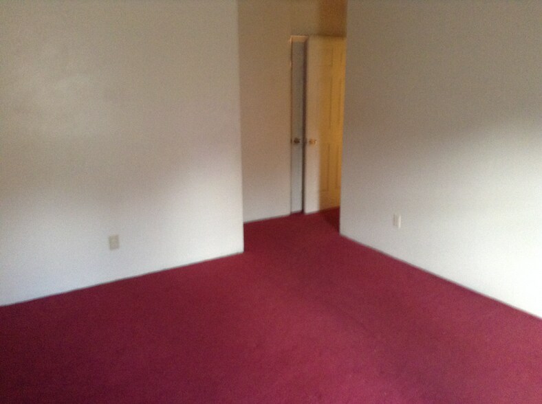 Building Photo - 508 4th St