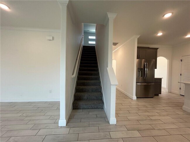 Building Photo - 2111 Periwinkle Pl