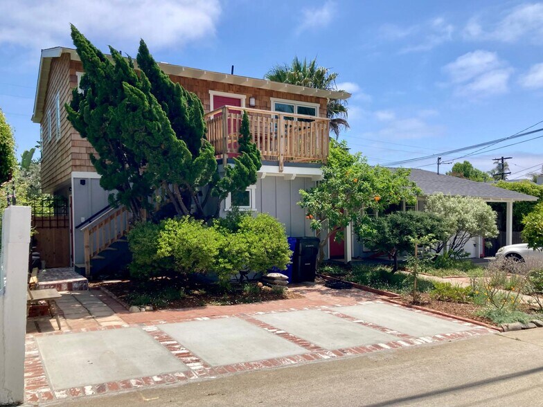 view from street - 624 Bonair St