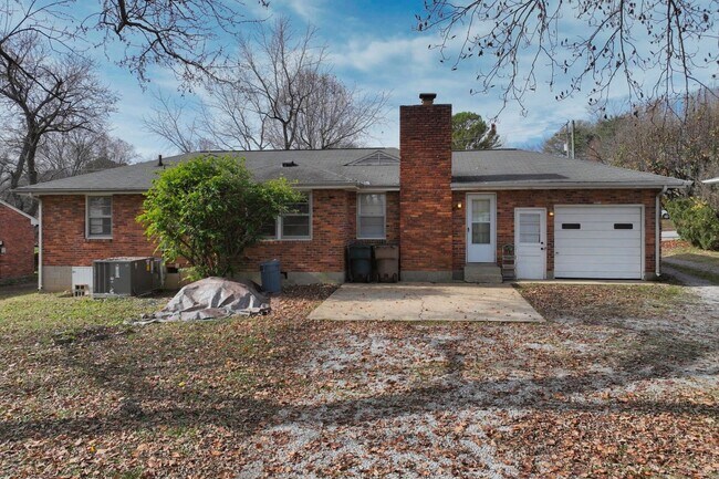 Building Photo - **WELL-LOVED AND WELL-MAINTAINED ONE-LEVEL CRIEVE HALL AREA HOME READY FOR YOU TO CALL HOME**