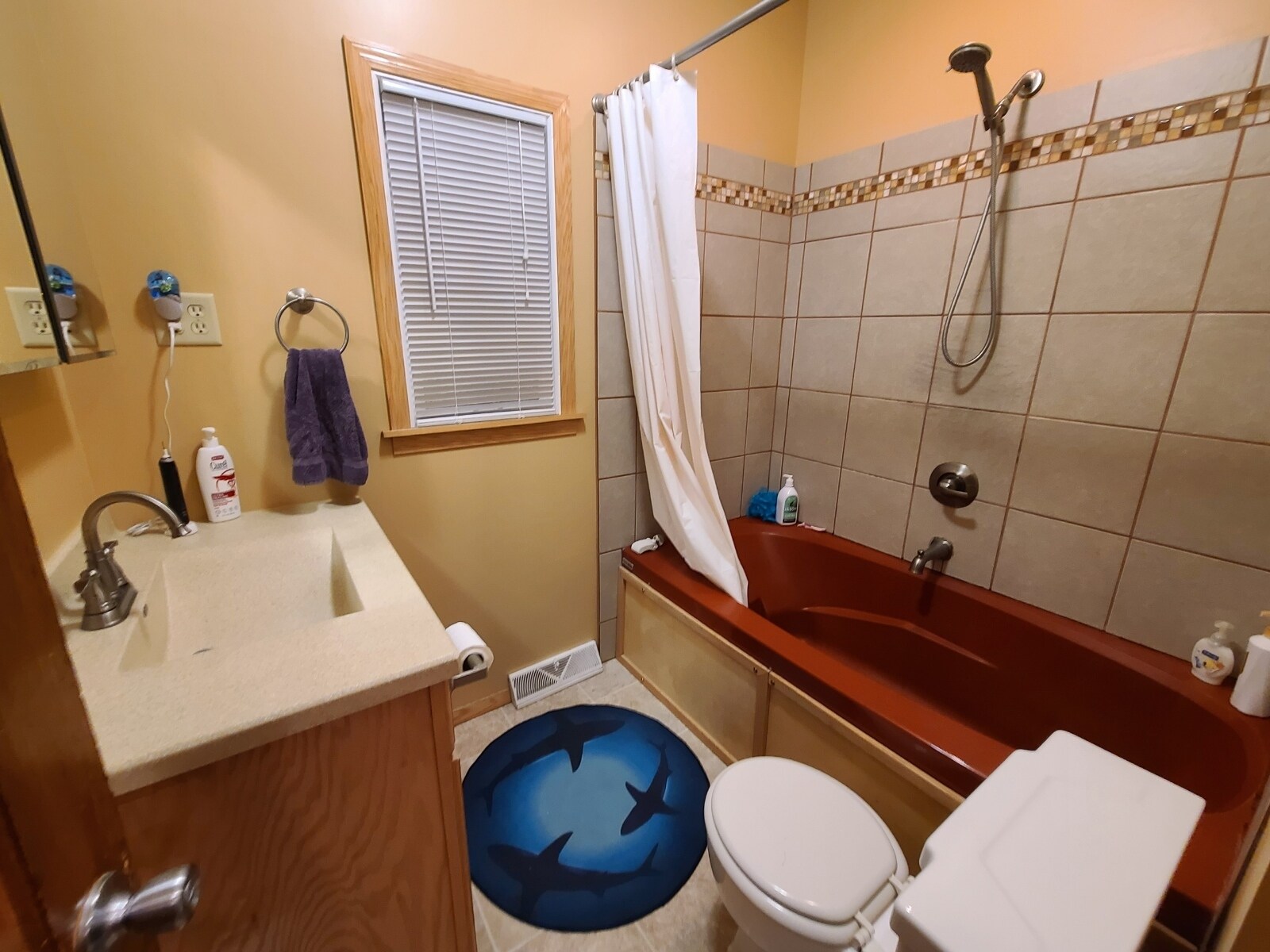 Building Photo - 3449 Longfellow Ave