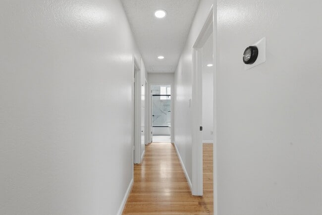 Building Photo - Spacious South San Francisco Home with Large Backyard, Garage & In-Unit Laundry