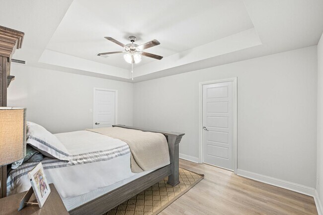 Building Photo - Beautiful just remodeled from top to bottom house in La Marque TX!