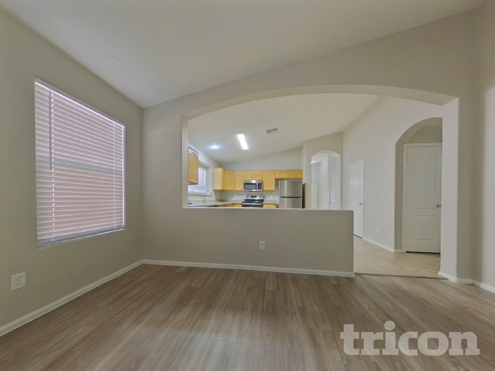 Building Photo - 2116 S 160th Ln