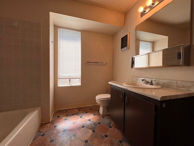 Building Photo - Cute Wildcreek Garden Condo, Unit #210