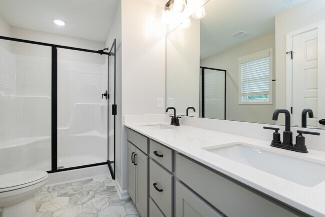 Building Photo - 38 Thunderhill, Clayton