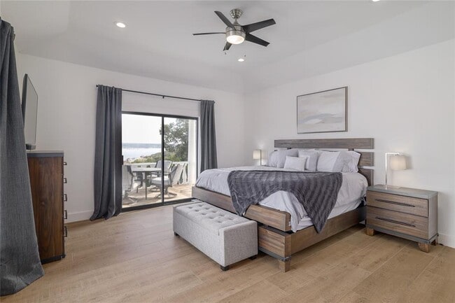 Building Photo - 1128 Thurman Bluff Dr