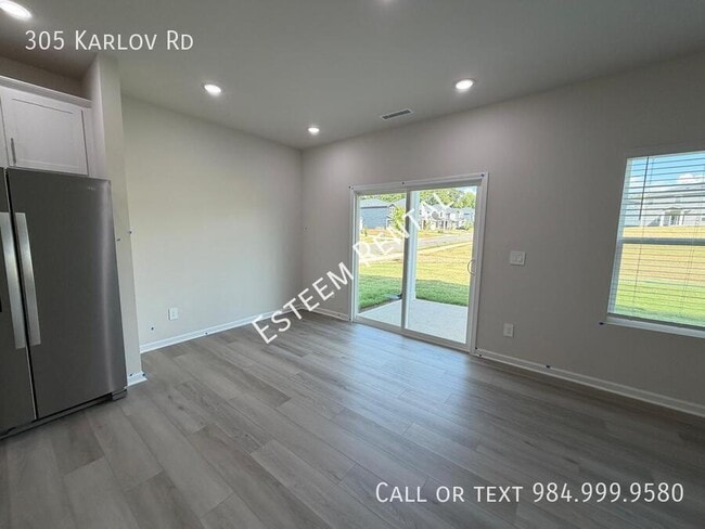 Building Photo - 305 Karlov Rd