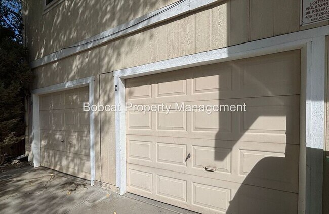 Building Photo - 136 Dayton Village Pkwy