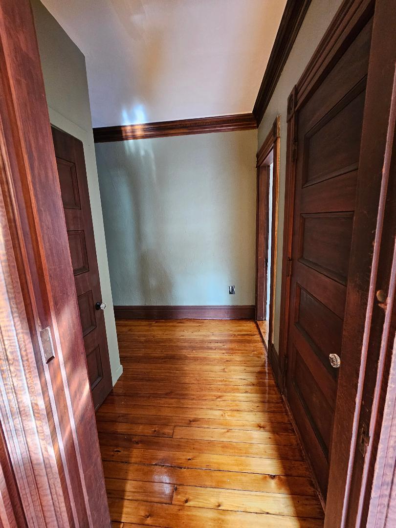 Building Photo - 764 Rock St