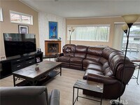 Building Photo - 1142 10th St