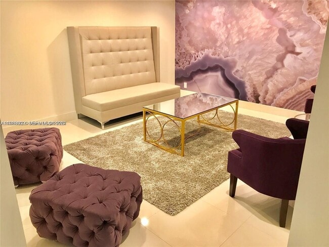 Building Photo - 3301 NE 5th Ave