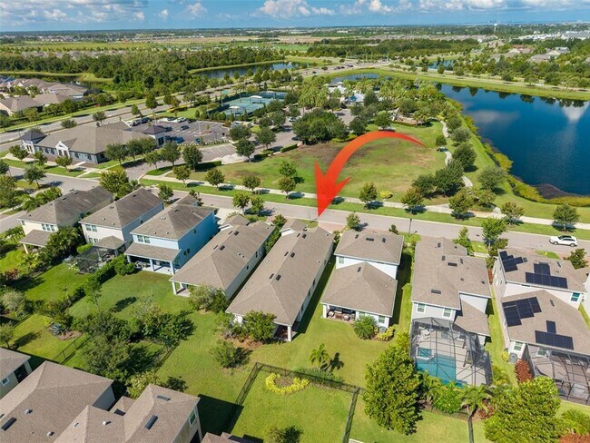 Building Photo - 7222 Paradiso Dr