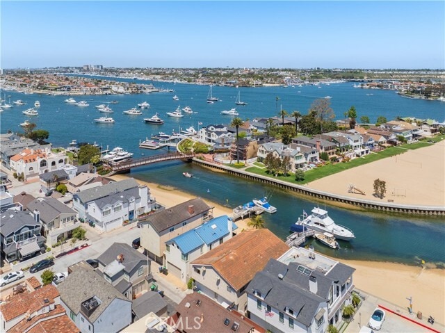 Building Photo - 111 Edgewater Pl