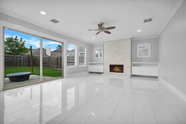 Building Photo - 405 Mystic Trail Loop