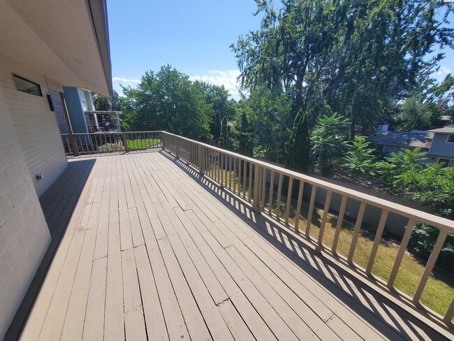 Building Photo - North Richland For Rent