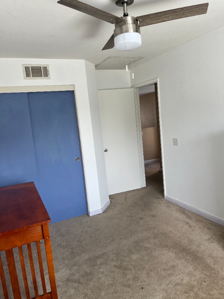 Building Photo - 5030 Gavilan Way