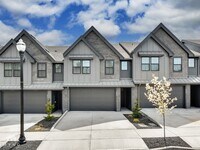 Building Photo - 6907 NE 132nd Way