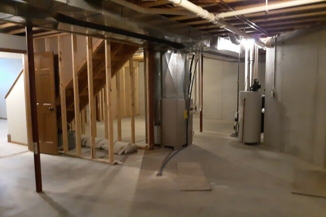 Basement Storage - N1125 Craftsmen Ct