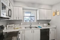 Building Photo - The Hub at Chisholm Trail