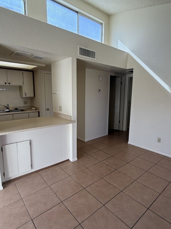 Building Photo - 9870 E La Palma Ave