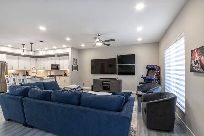 Building Photo - Gainesville Luxury Living at Celebration Pointe