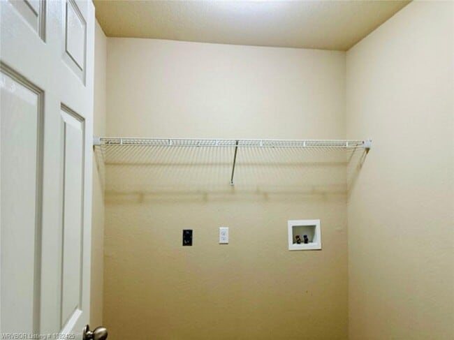 Building Photo - 6601 Huntington Ct