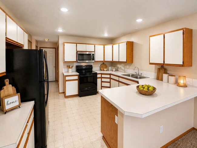 Building Photo - 42 E Hastings Rd