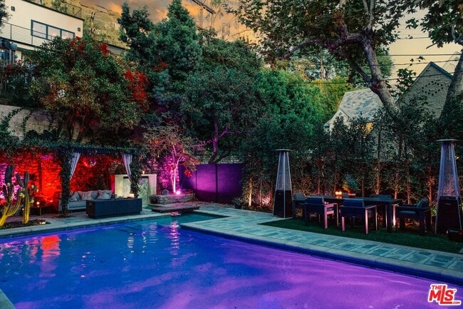 Building Photo - 8297 Presson Pl