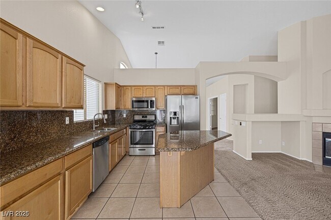 Building Photo - 7544 Coral River Dr