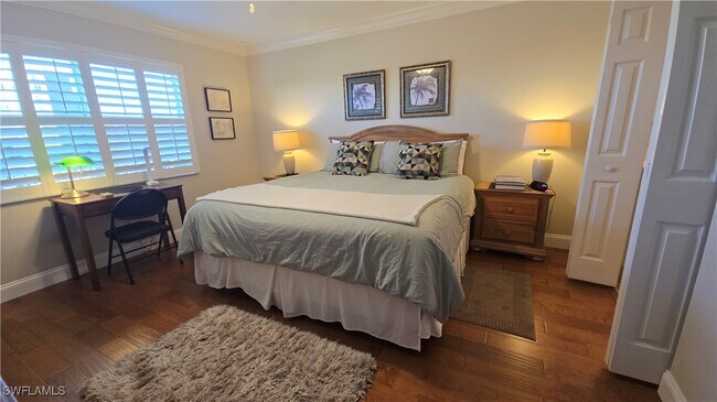 Building Photo - 12945 Vanderbilt Dr