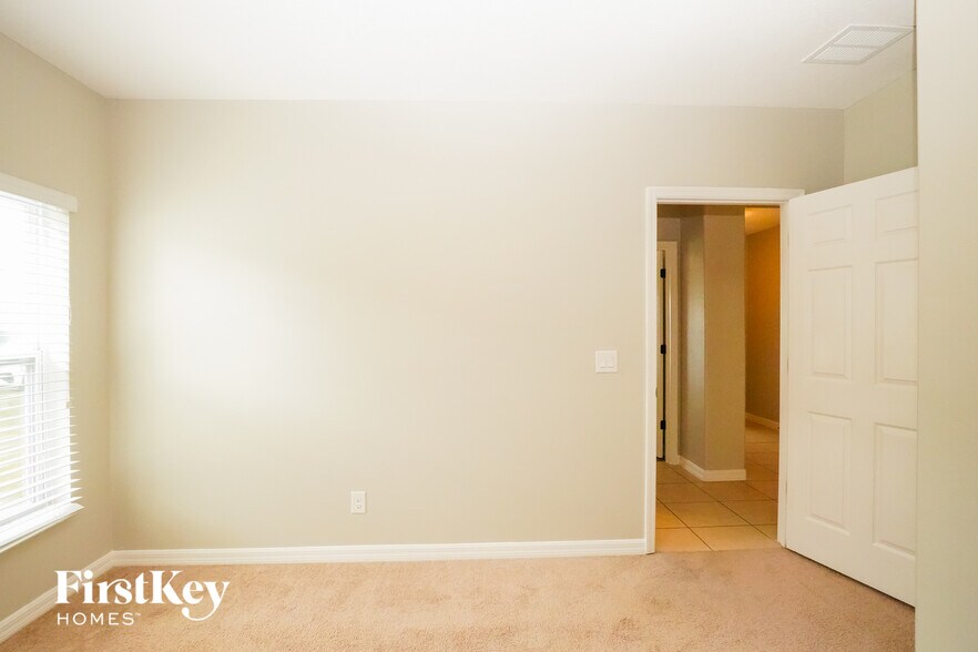 Building Photo - 3734 Briarwood Estates Cir