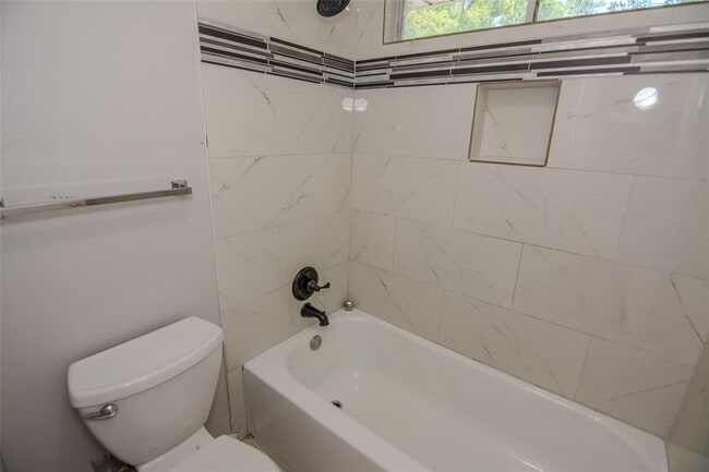 Building Photo - 4903 Heritage Plains Dr
