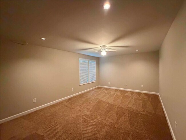 Building Photo - 2845 White Blossom Ln