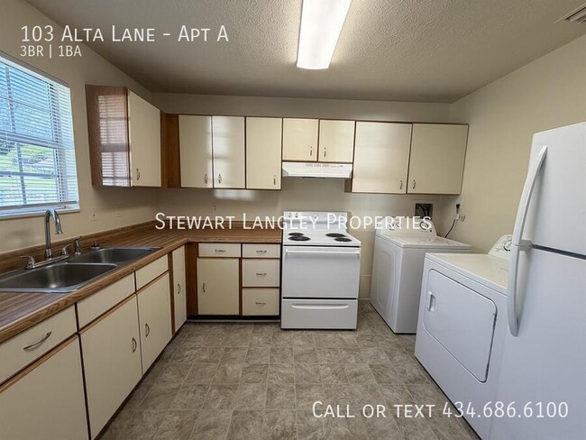 Building Photo - 103 Alta Ln