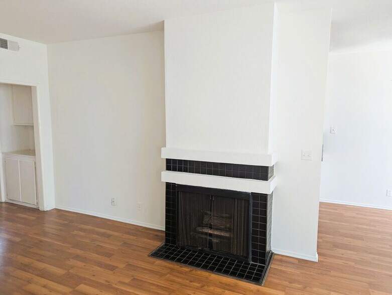 Building Photo - 3648 Motor Ave