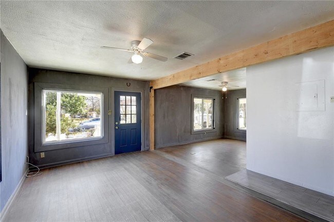 Building Photo - 1104 Tillery St