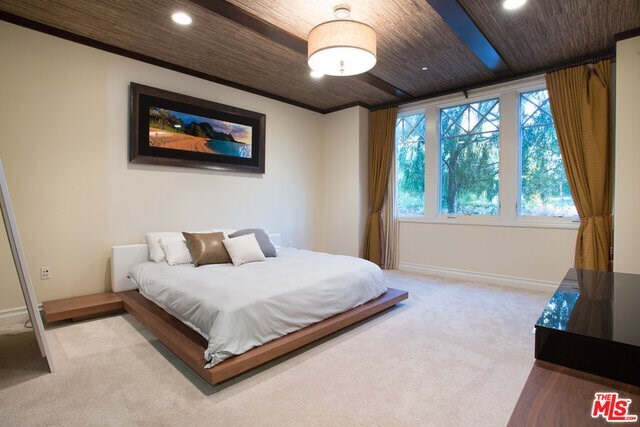 Building Photo - 6241 Crescent Park W