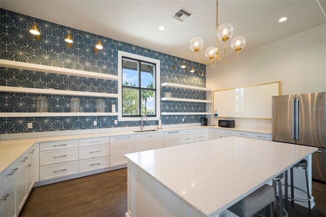 Building Photo - 6396 Roadstead Ct