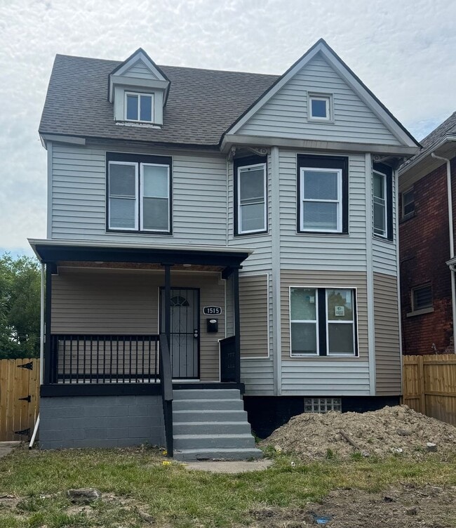 Building Photo - 4 Bedroom 1.5 home near downtown Detroit