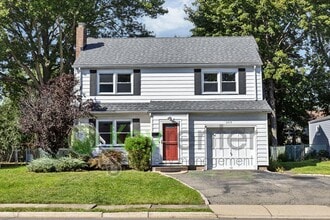 Building Photo - 355 Watchung Ave