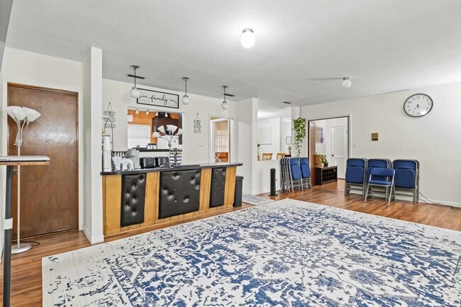 Building Photo - 204 Ruby Hubbard Way