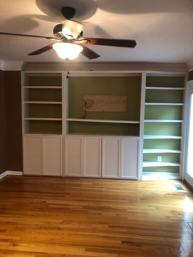 Building Photo - 304 Ashley Oaks Private Dr
