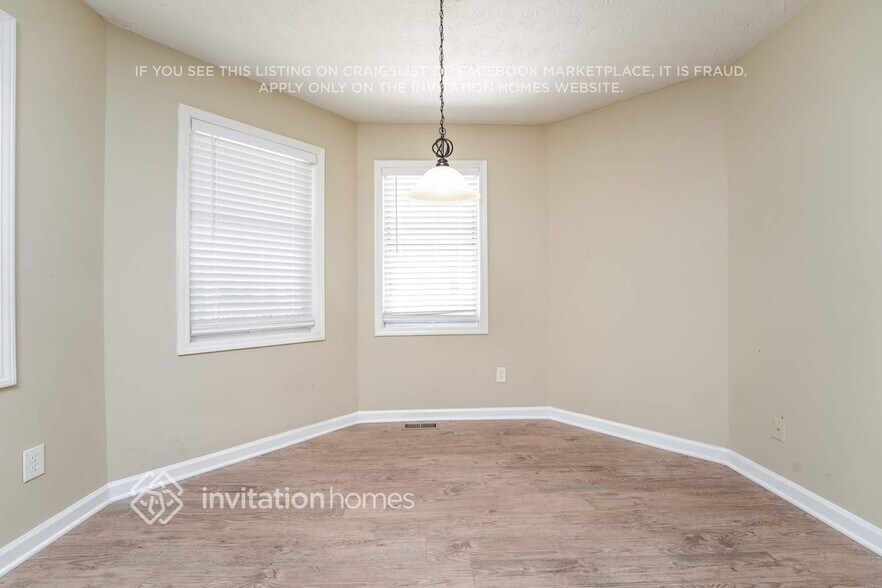 Building Photo - 2705 Candler Ct