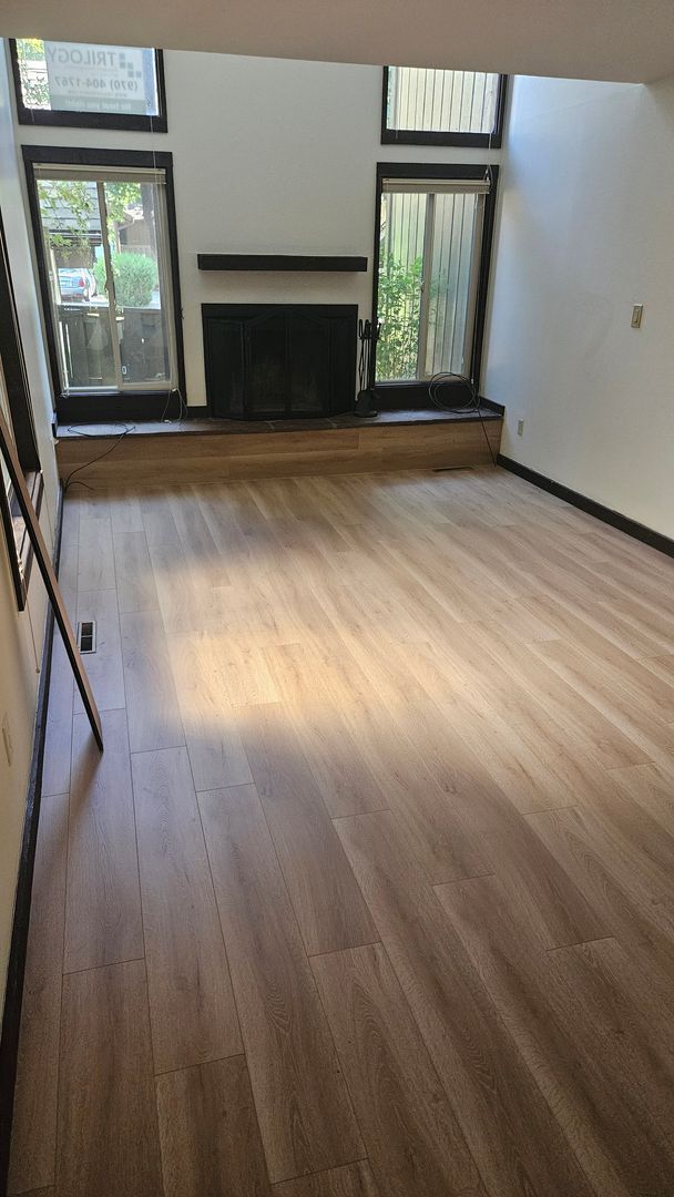 Building Photo - Cozy 3 Bedroom Townhome Near CSU