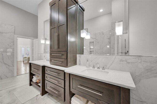 Building Photo - 19 Acorn Cluster Ct