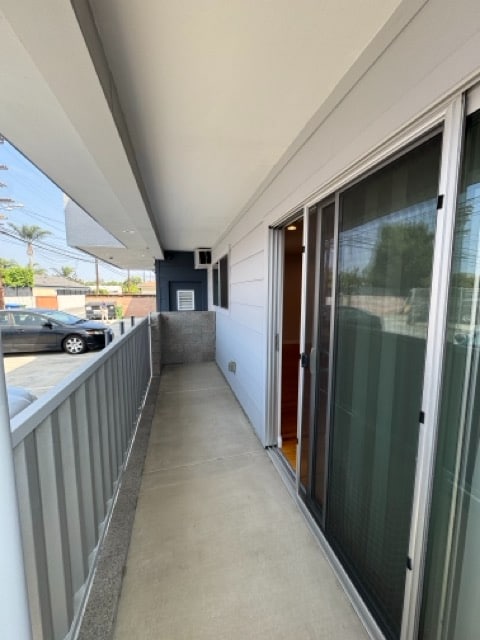 Building Photo - 5567 Inglewood Blvd
