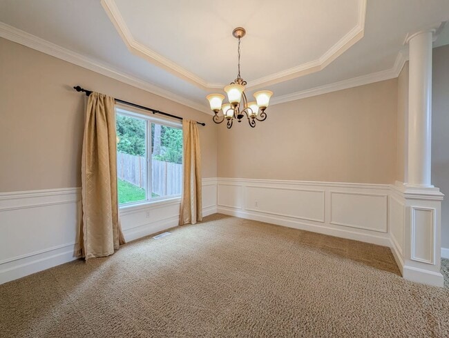 Building Photo - Modern and Elegant 3 Bed 2.5 Bath Home Featuring Luxury Finishes & 3-Car Garage!