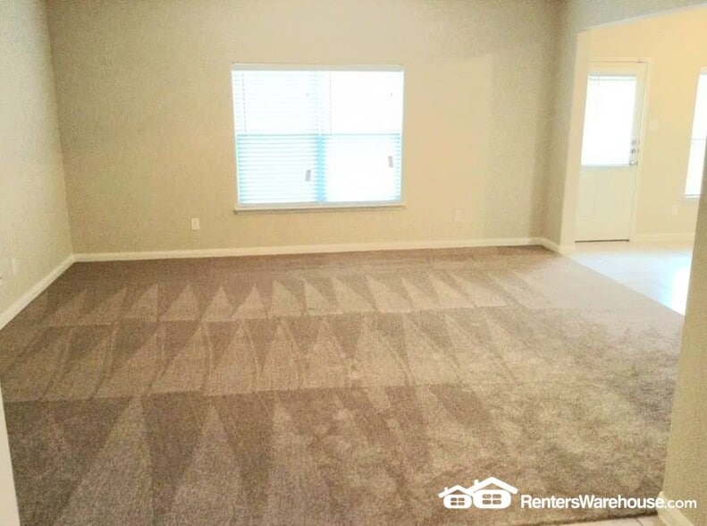 Building Photo - 1806 Sable Wood Dr