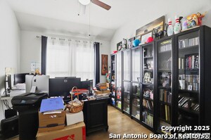 Building Photo - 123 Escondido